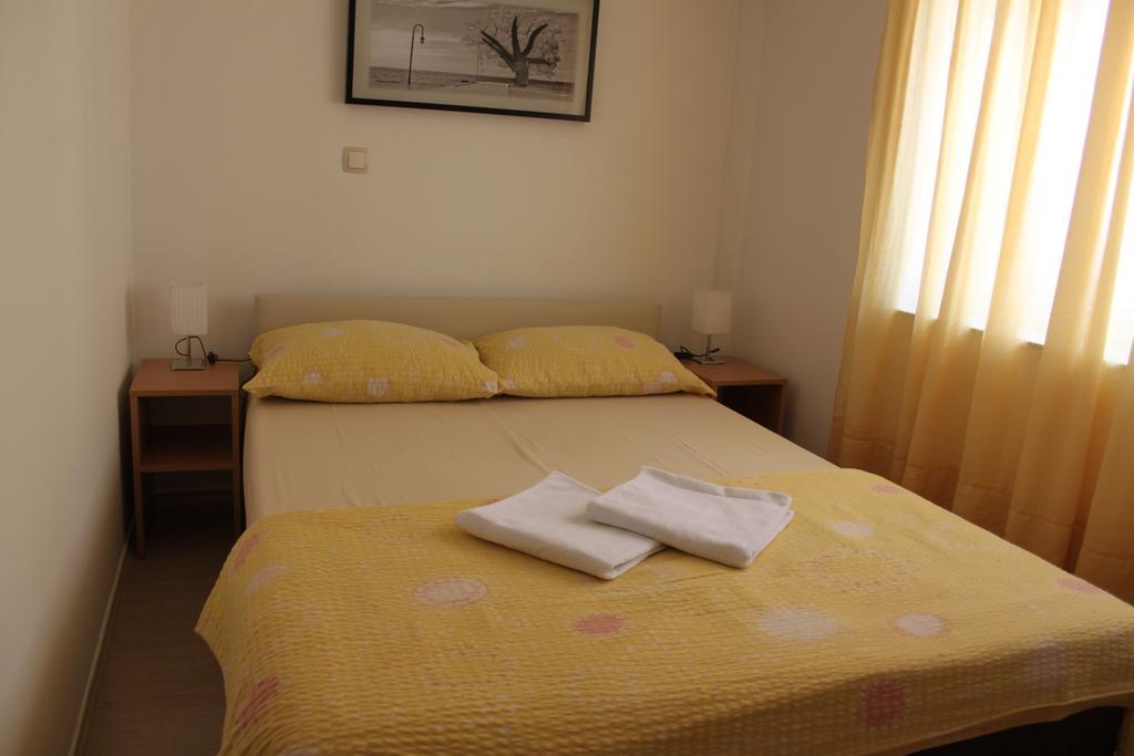 Apartments And Rooms Lena Mostar Ngoại thất bức ảnh